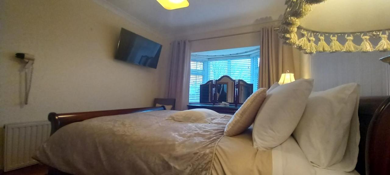 Готель Woodhaven Manor H91Rc9D Голвей Екстер'єр фото